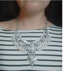 Diamond Short Necklace Crystal