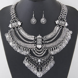 Diamond Short Necklace Crystal