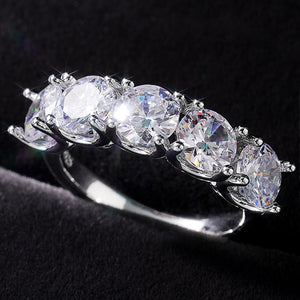 Fashion Round Diamond Ring