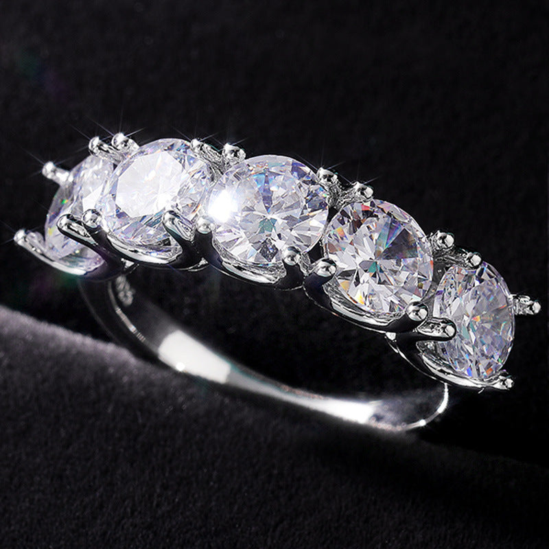 Fashion Round Diamond Ring